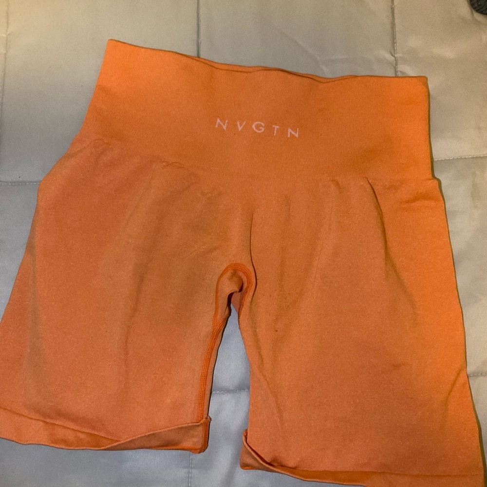 NVGTN pro seamless orange shorts size small